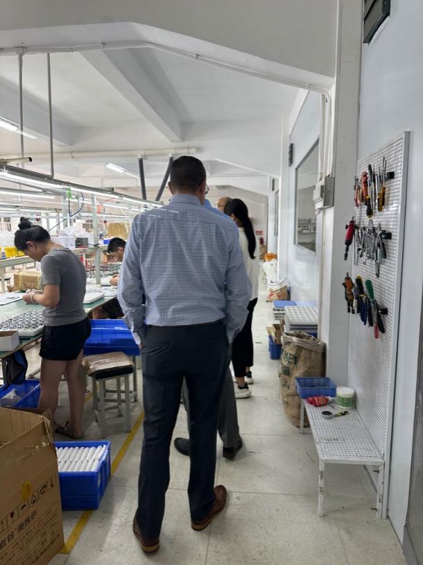 A American RV Company visita nossa empresa para cooperação
